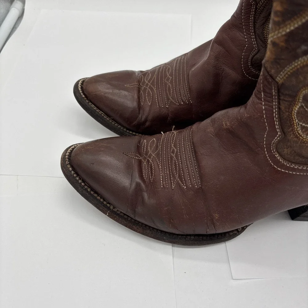 Hondo women brown